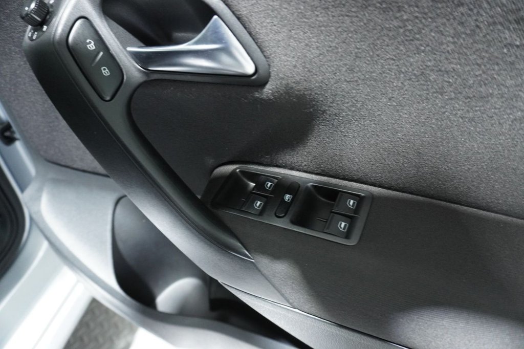 Used Volkswagen Polo 2010 for sale - 76820352: Photo 50