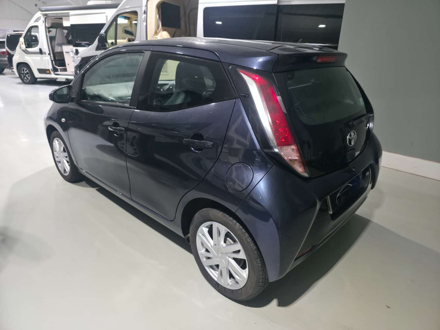 Used Toyota AYGO 2014 for sale - 77271583: Photo 6