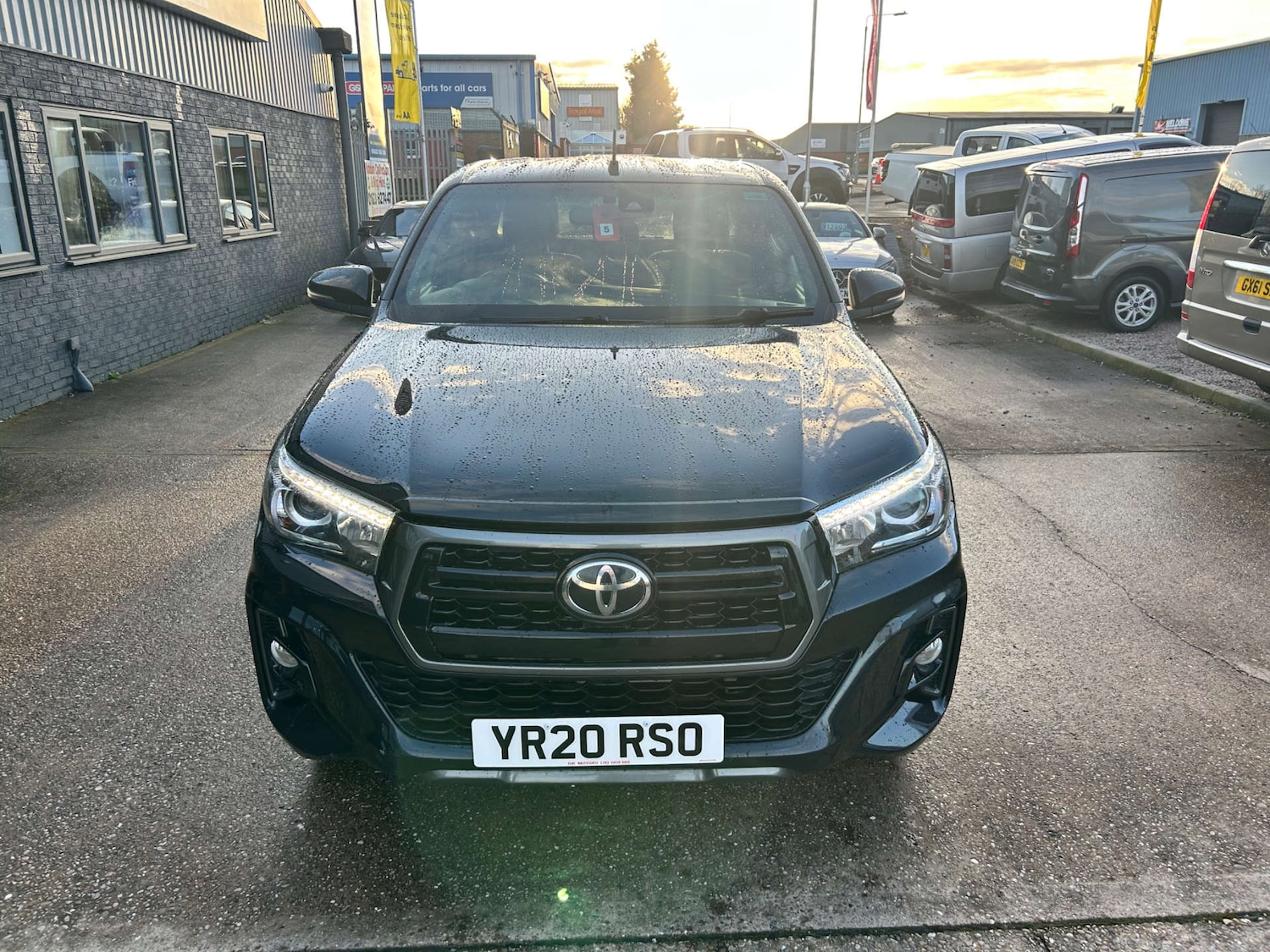 Used Toyota Hilux 2020 for sale - 77535148: Photo 2