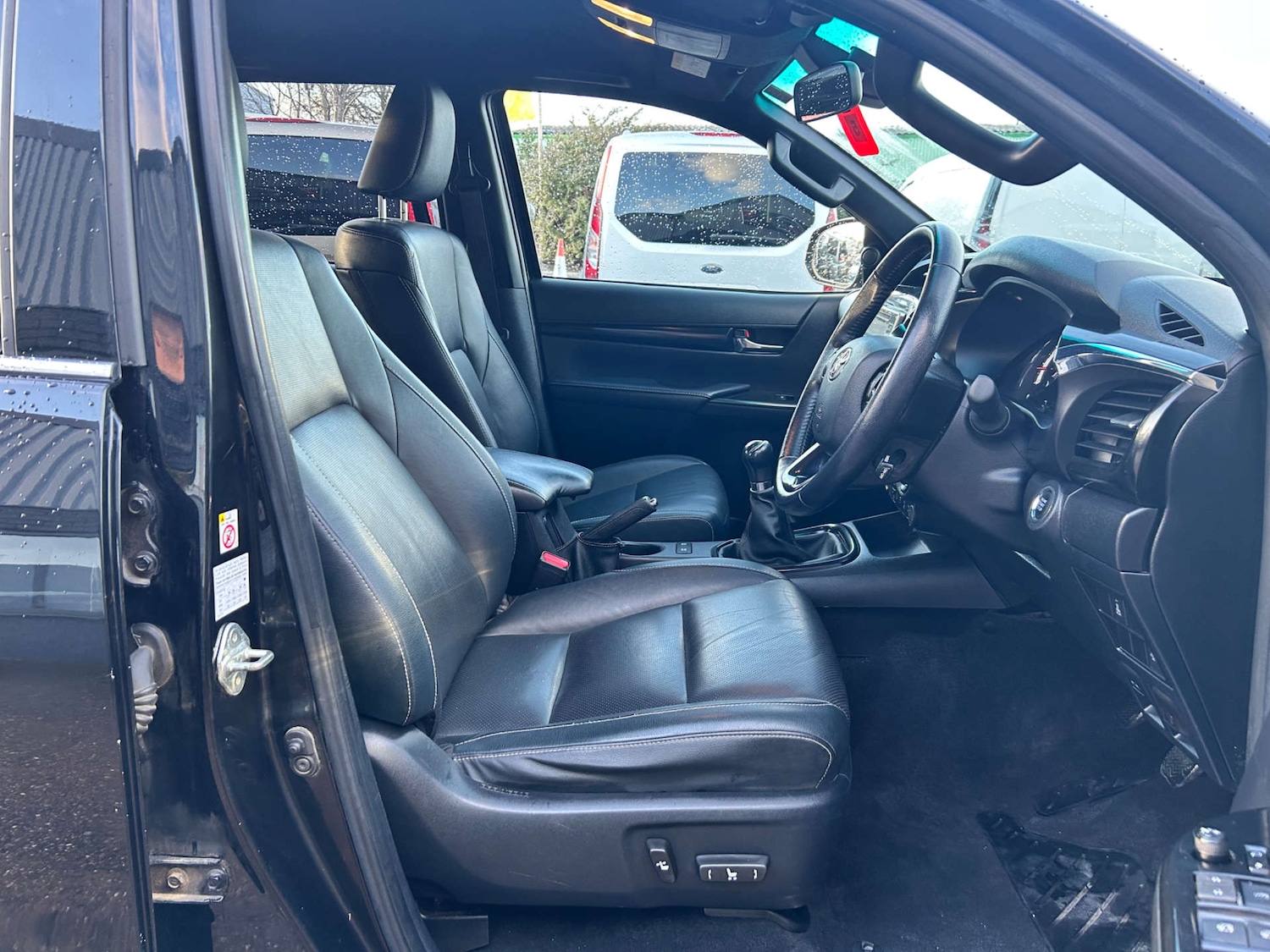 Used Toyota Hilux 2020 for sale - 77535148: Photo 8