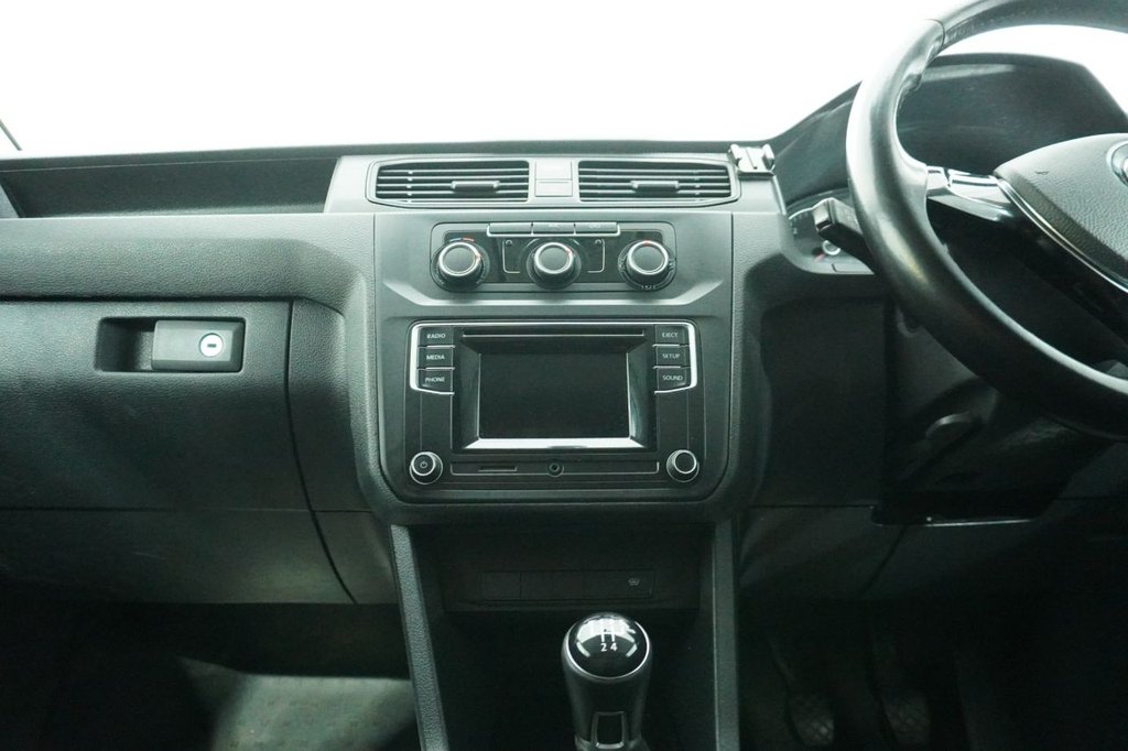 Used Volkswagen Caddy Maxi 2015 for sale - 76820196: Photo 33