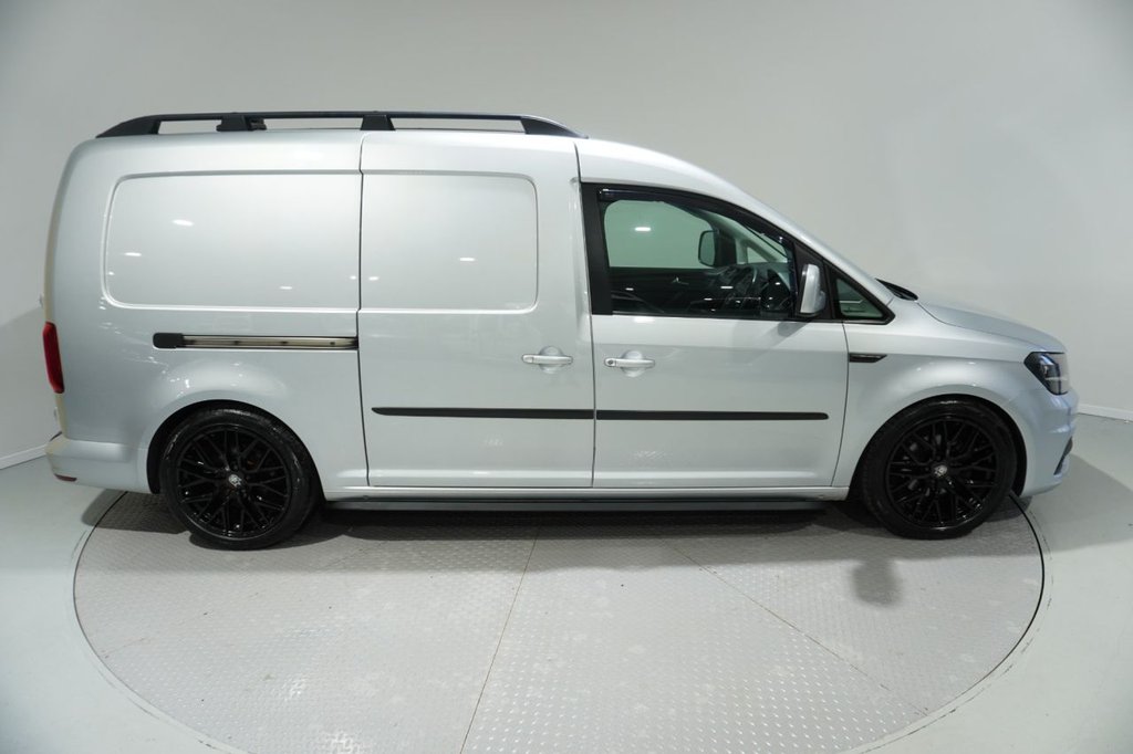 Used Volkswagen Caddy Maxi 2015 for sale - 76820196: Photo 6