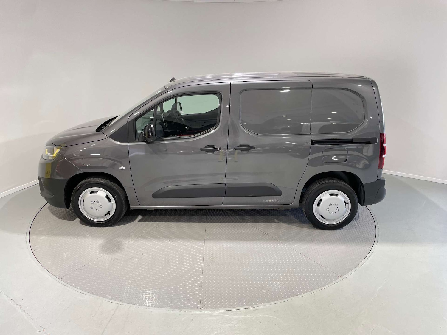 Used Toyota ProAce 2022 for sale - 78161917: Photo 35