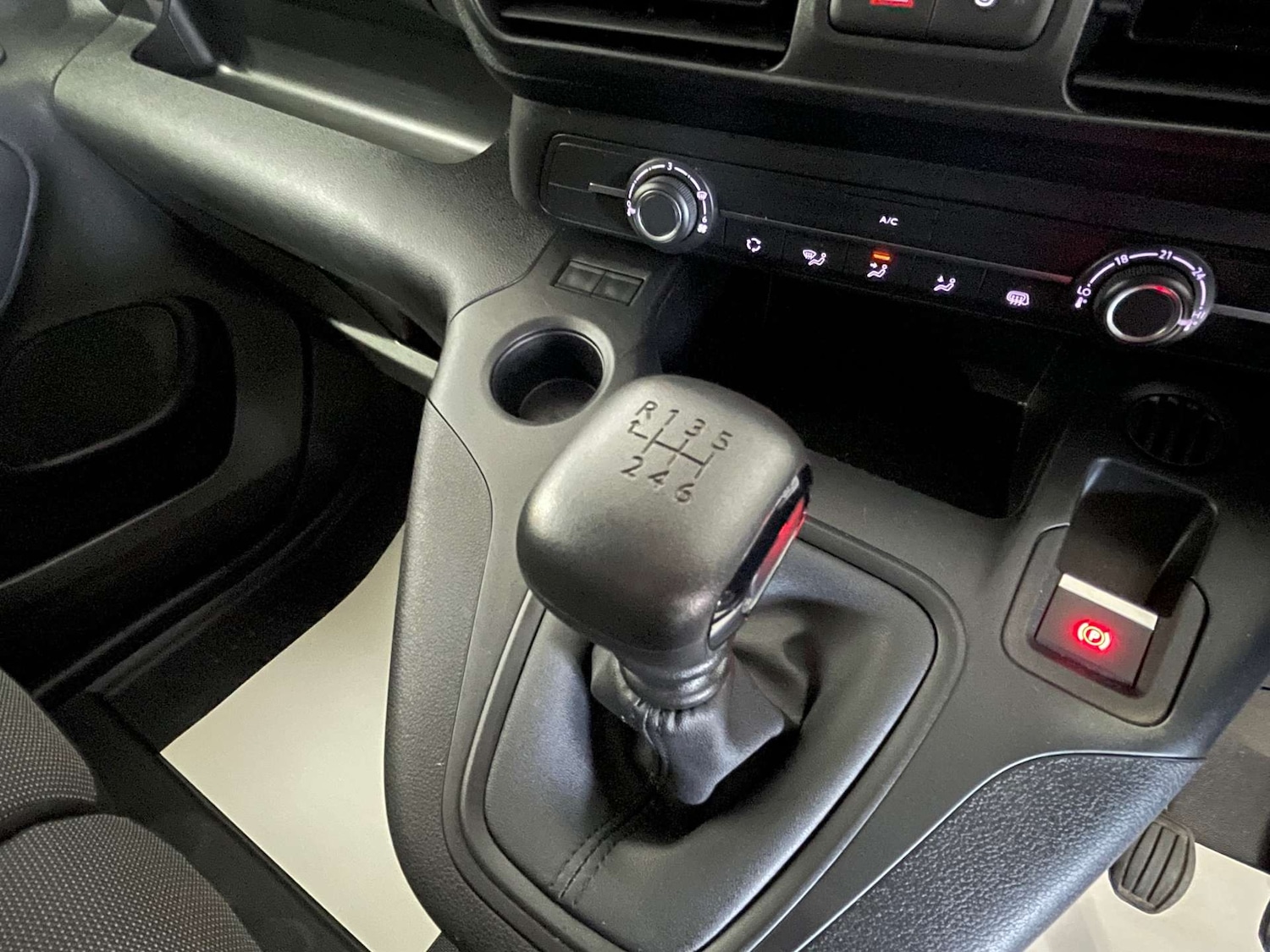 Used Toyota ProAce 2022 for sale - 78161917: Photo 47