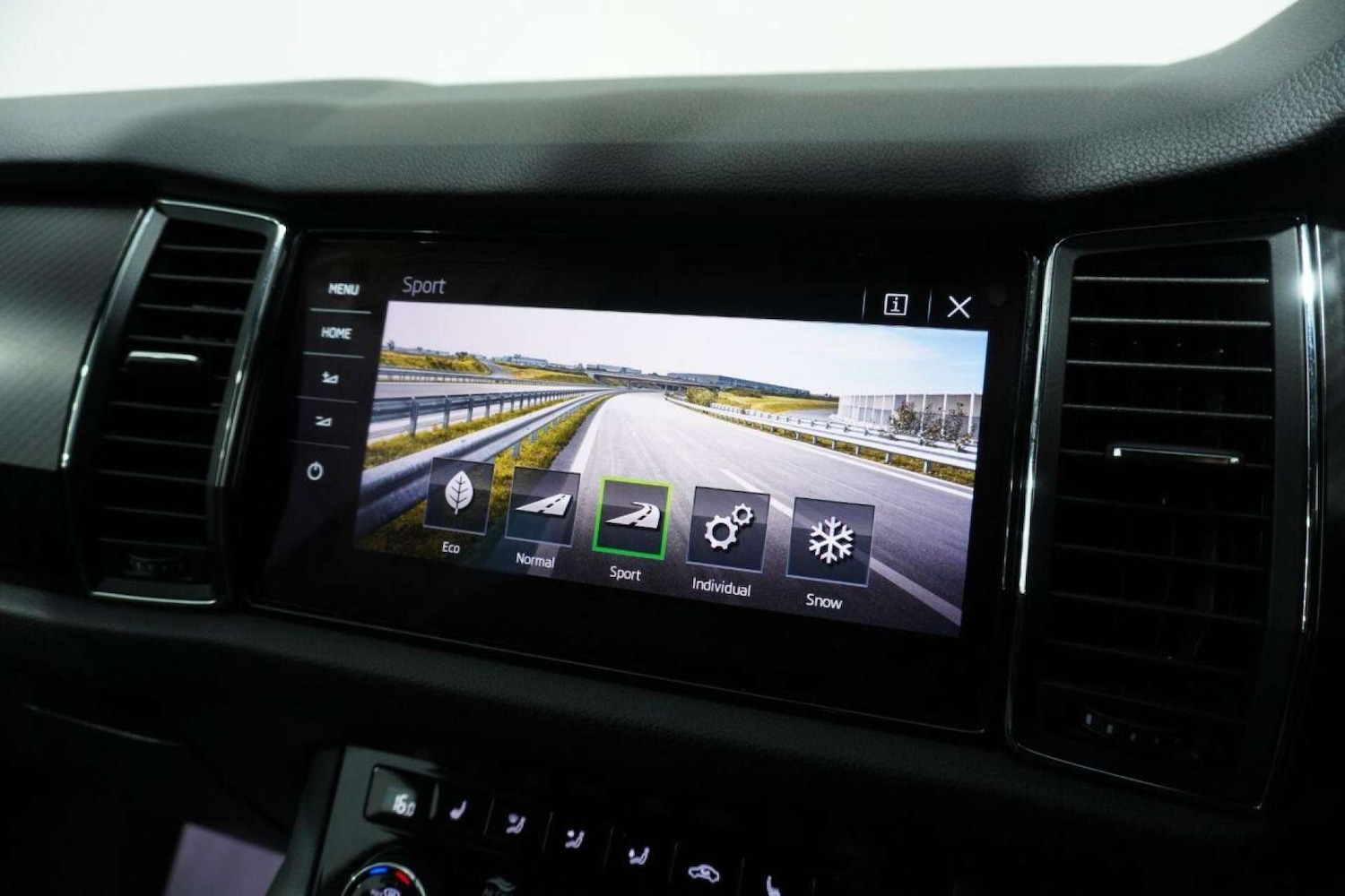 Used Skoda Kodiaq 2018 for sale - 77061648: Photo 91