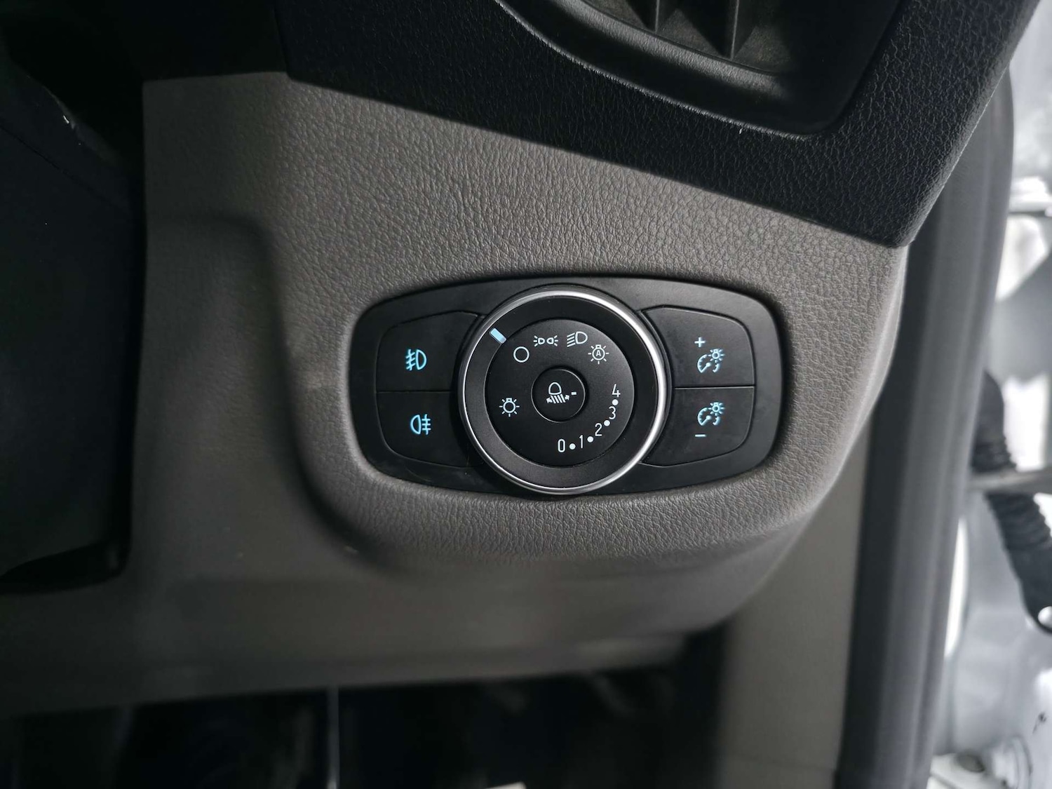 Used Ford Transit Connect 2020 for sale - 77113486: Photo 48