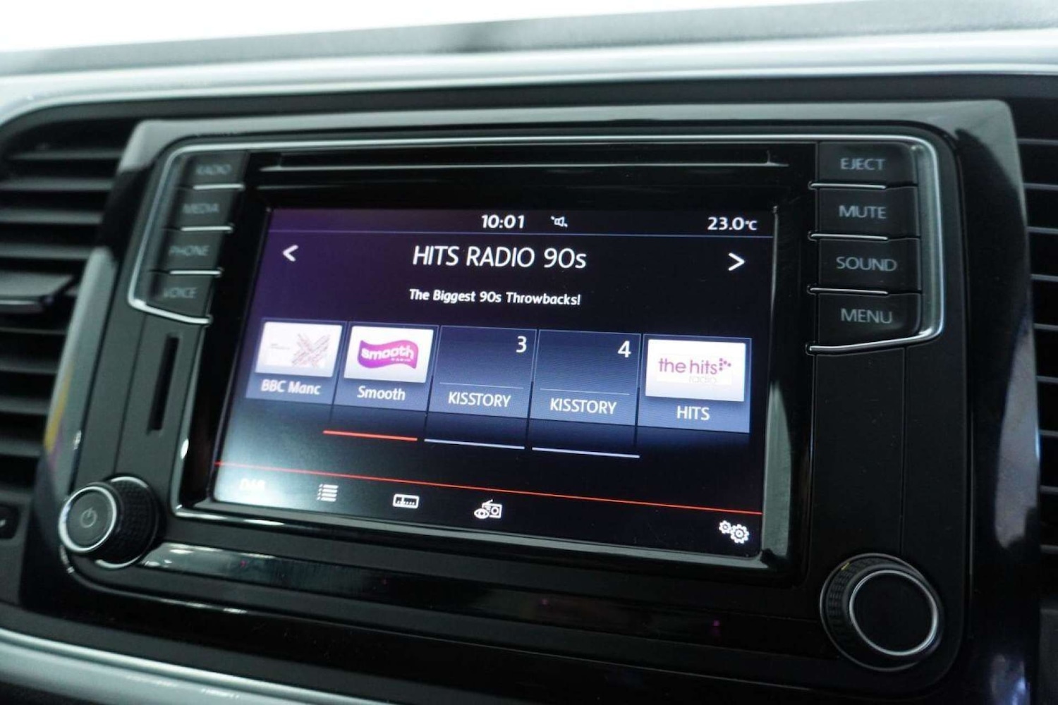 Used Volkswagen Beetle 2016 for sale - 77061630: Photo 28