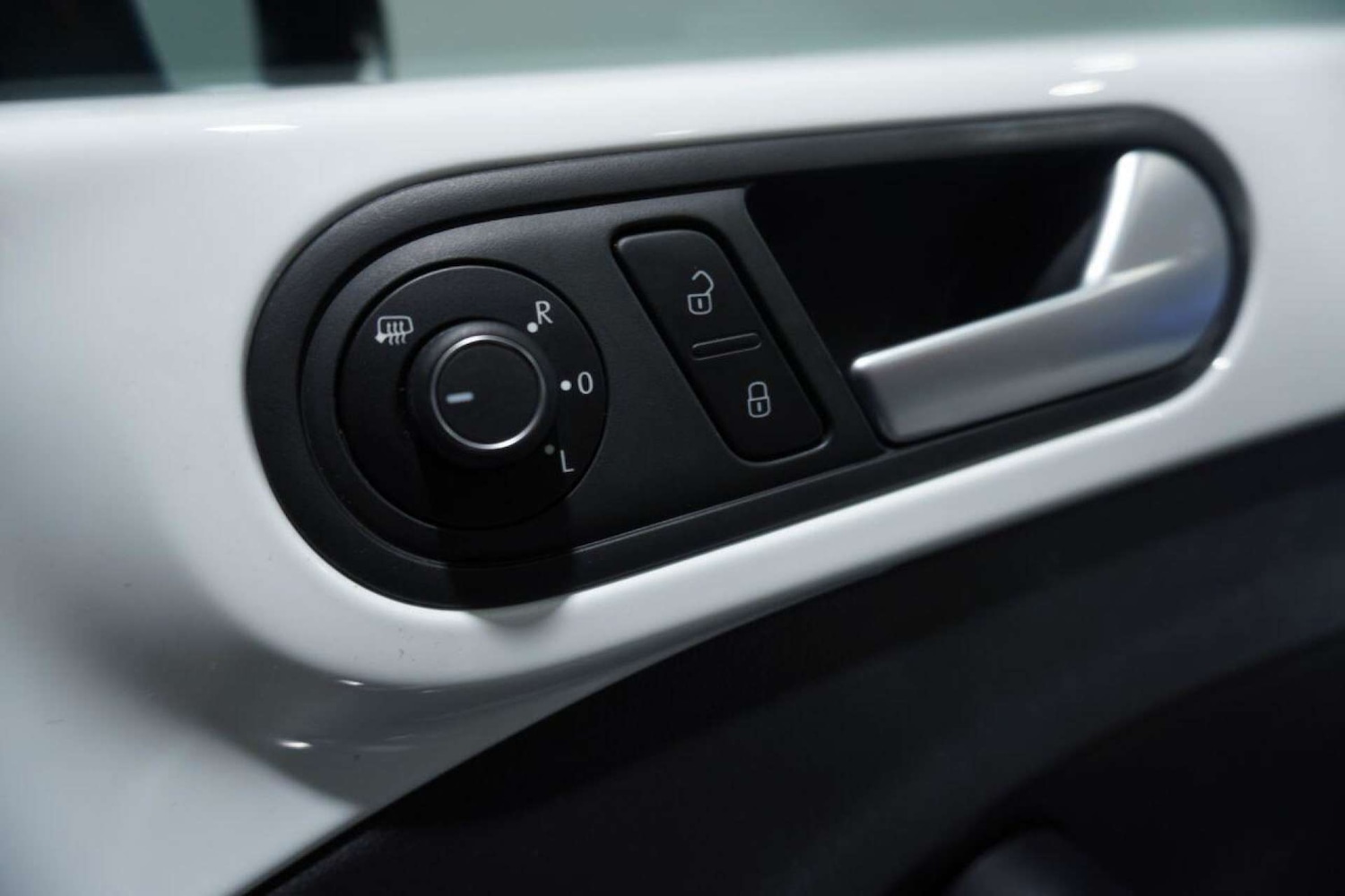 Used Volkswagen Beetle 2016 for sale - 77061630: Photo 35