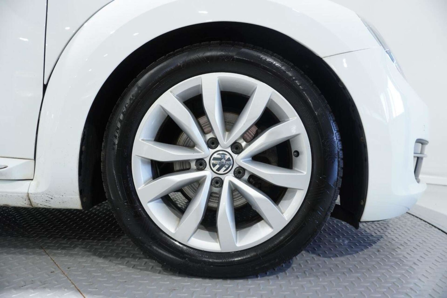 Used Volkswagen Beetle 2016 for sale - 77061630: Photo 7