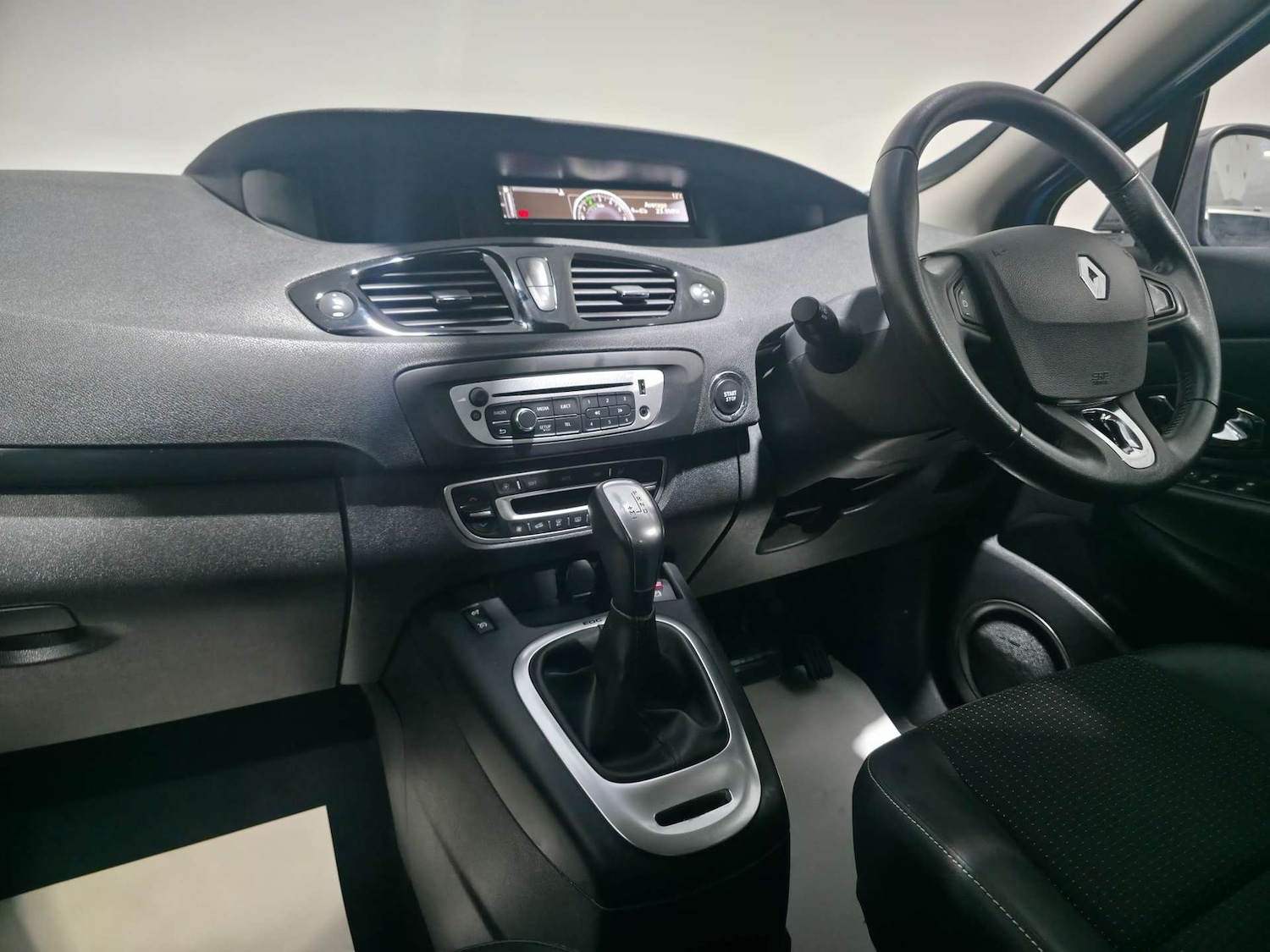 Used Renault Scenic 2014 for sale - 77061636: Photo 29