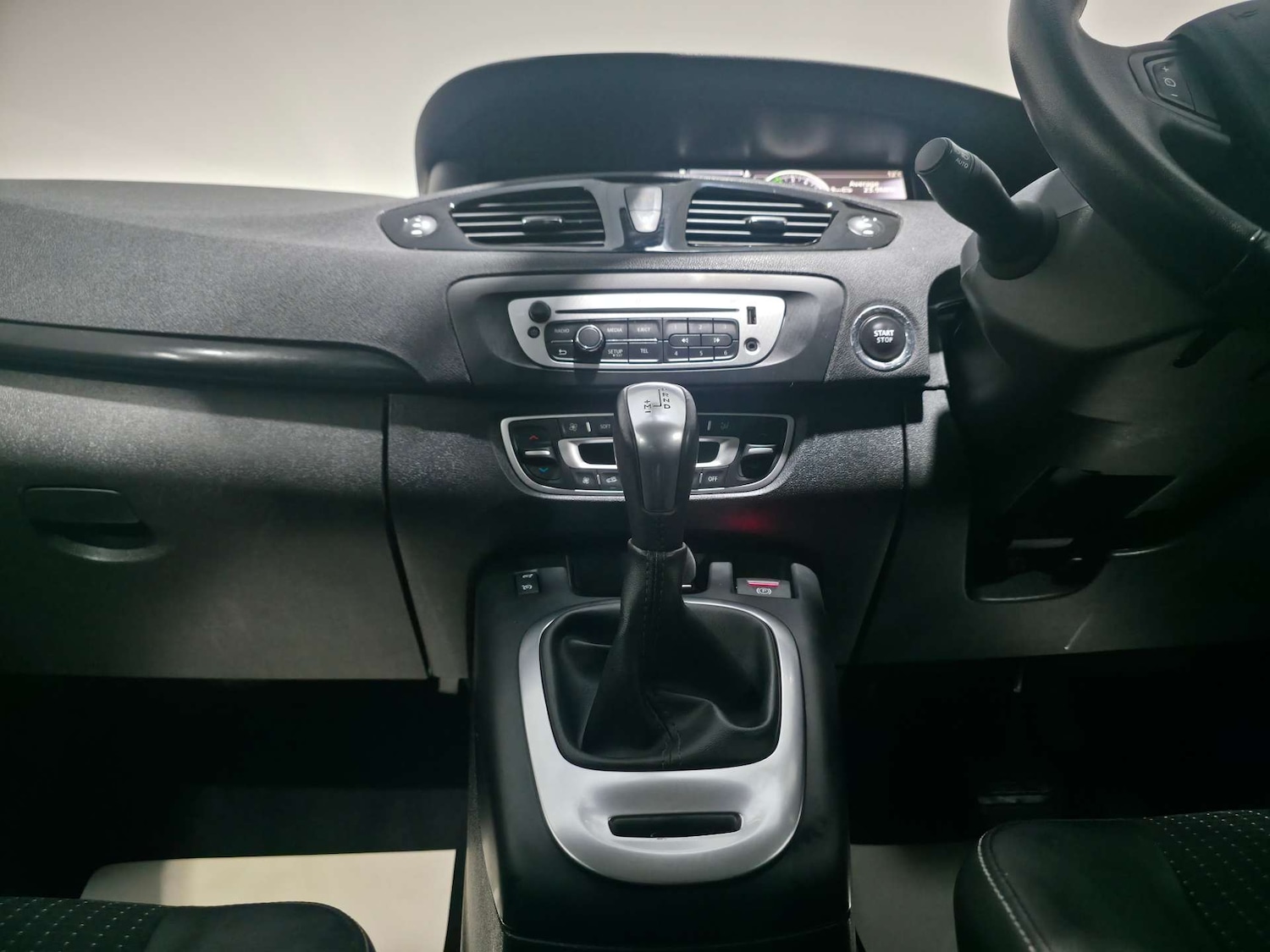 Used Renault Scenic 2014 for sale - 77061636: Photo 30