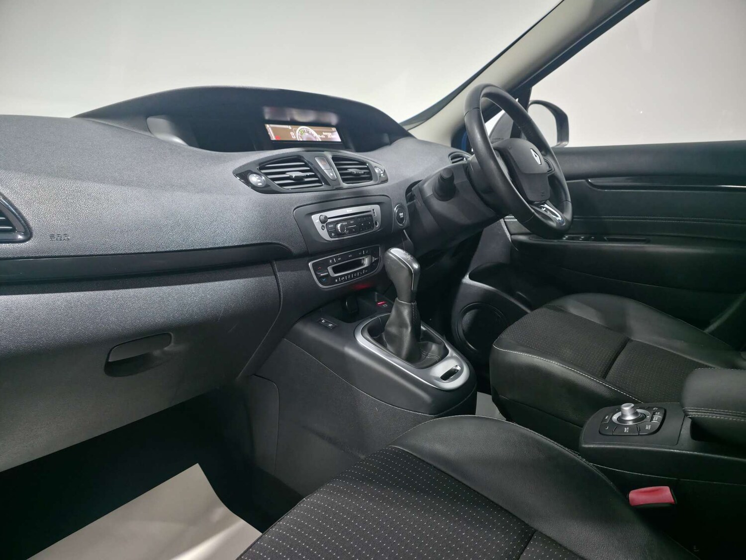 Used Renault Scenic 2014 for sale - 77061636: Photo 37