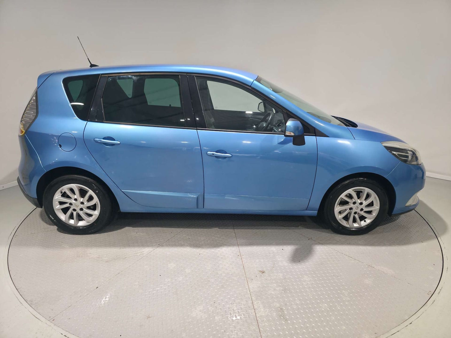 Used Renault Scenic 2014 for sale - 77061636: Photo 6