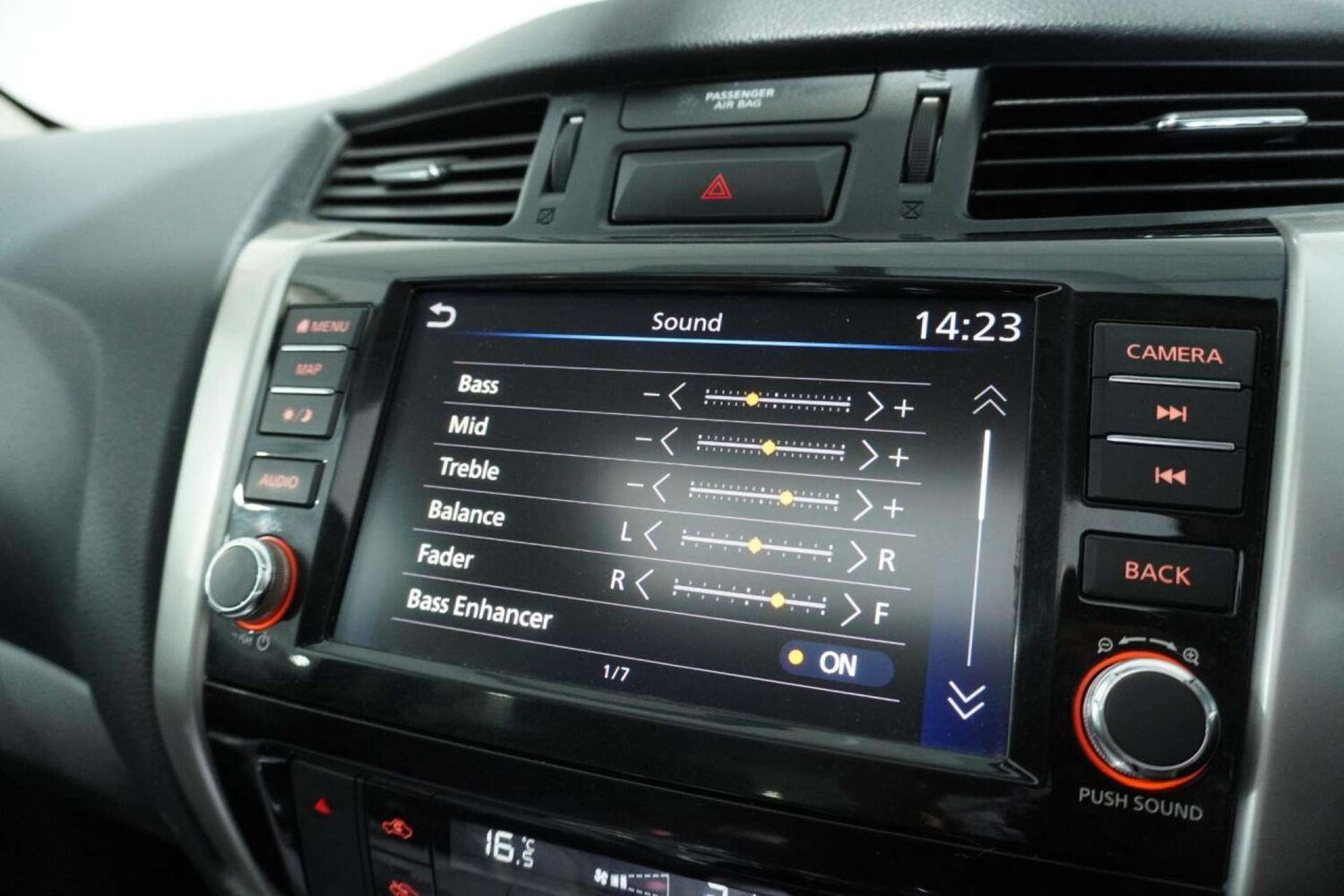 Used Nissan Navara 2020 for sale - 77101104: Photo 87