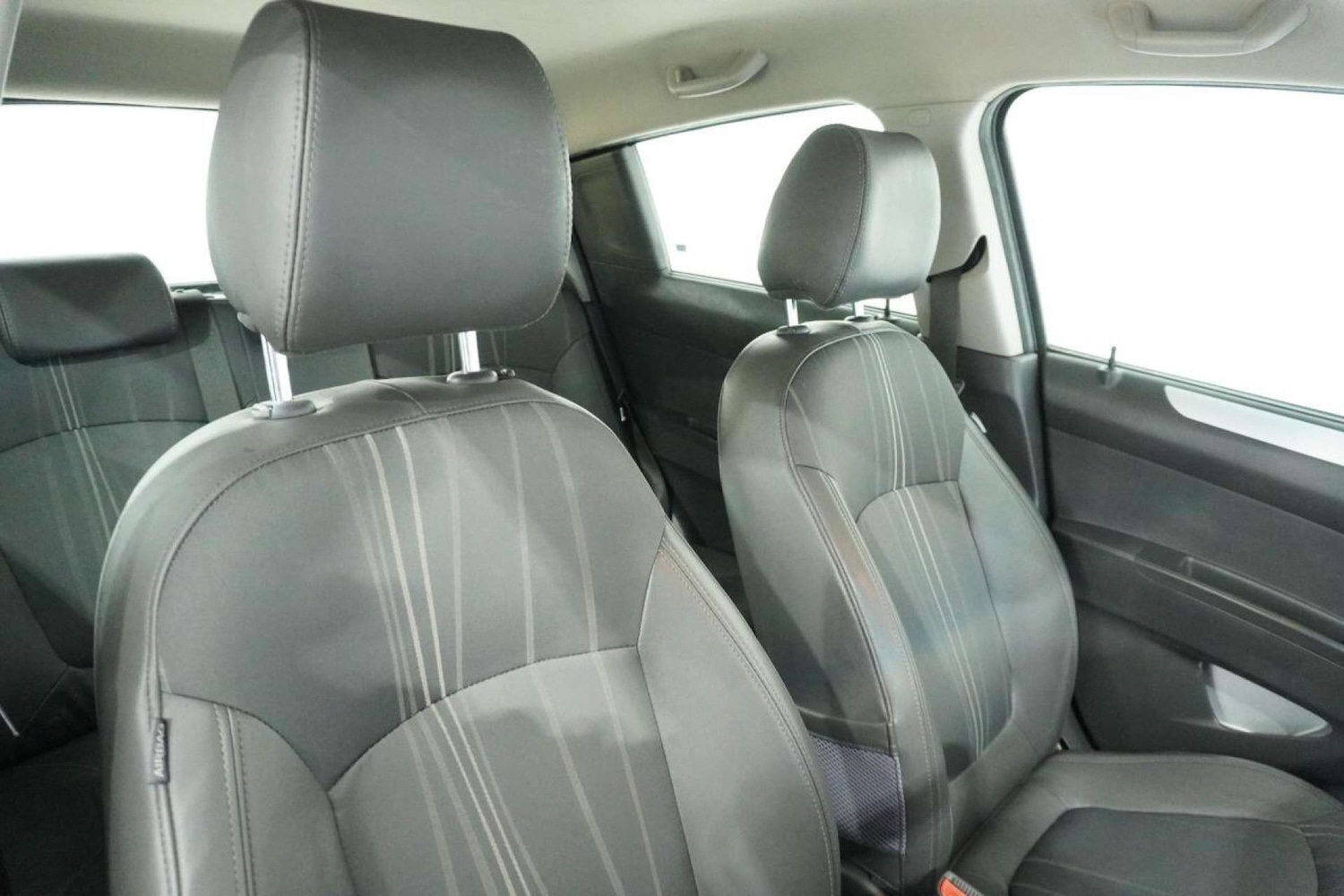 Used Chevrolet Spark 2013 for sale - 77113468: Photo 14