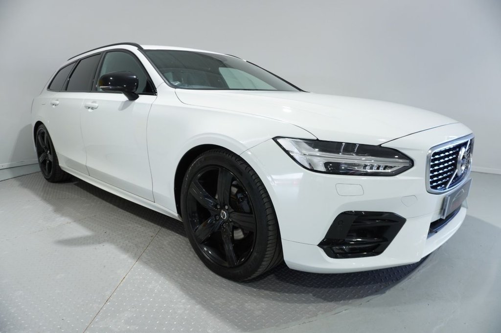 Used Volvo V90 2020 for sale - 76820571: Photo 2