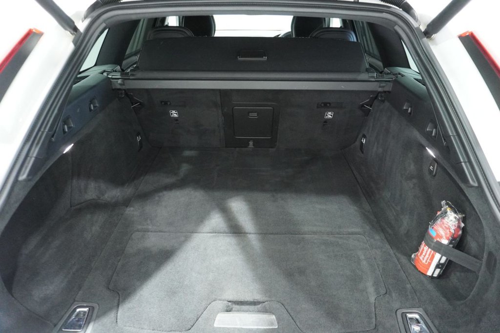 Used Volvo V90 2020 for sale - 76820571: Photo 28