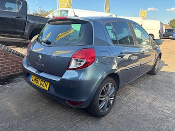 Used Renault Clio 2011 for sale - 79858219: Photo
