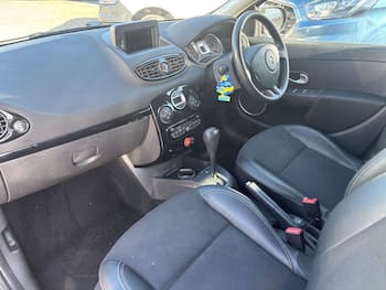 Used Renault Clio 2011 for sale - 79858219: Photo