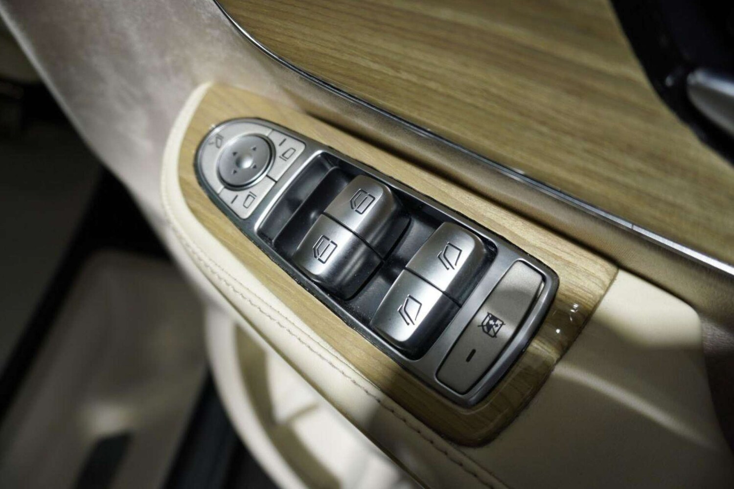 Used Mercedes-Benz V-Class 2022 for sale - 77715621: Photo 59