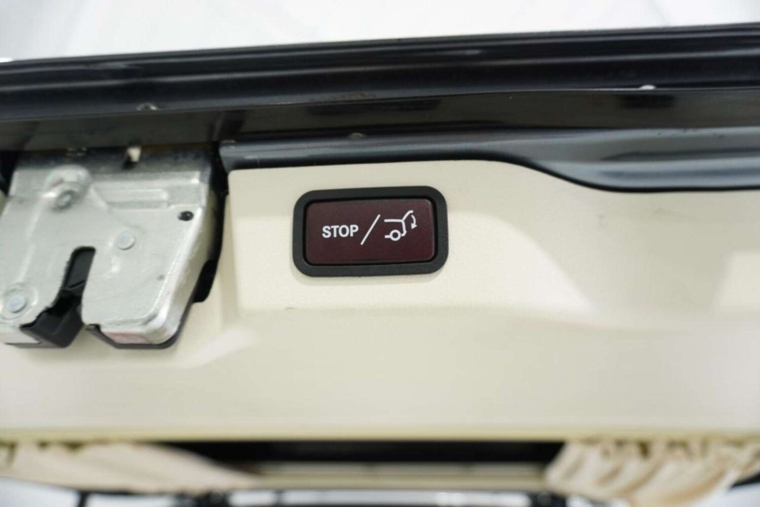 Used Mercedes-Benz V-Class 2022 for sale - 77715621: Photo 83