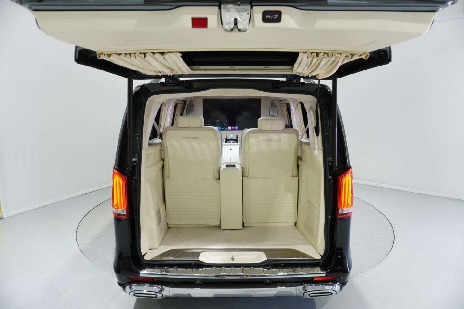 Used Mercedes-Benz V-Class 2022 for sale - 77715621: Photo 87