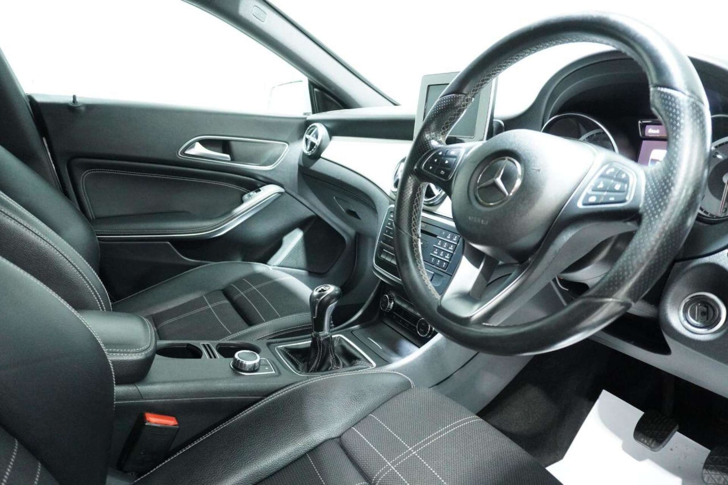 Used Mercedes-Benz CLA 2016 for sale - 77061631: Photo 11