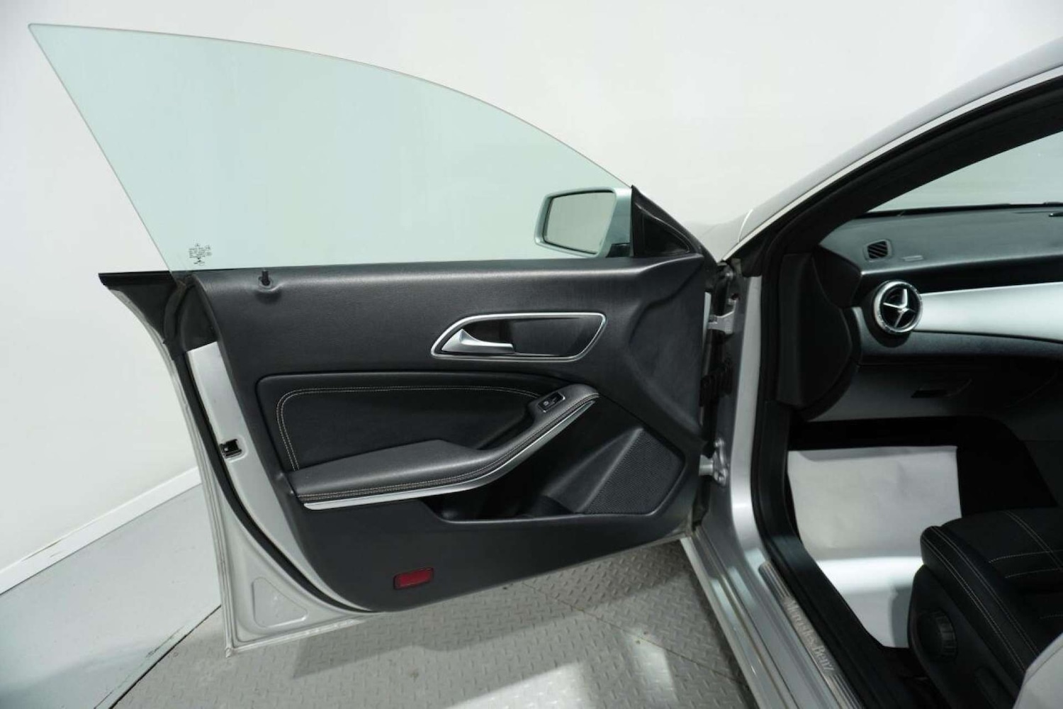 Used Mercedes-Benz CLA 2016 for sale - 77061631: Photo 29