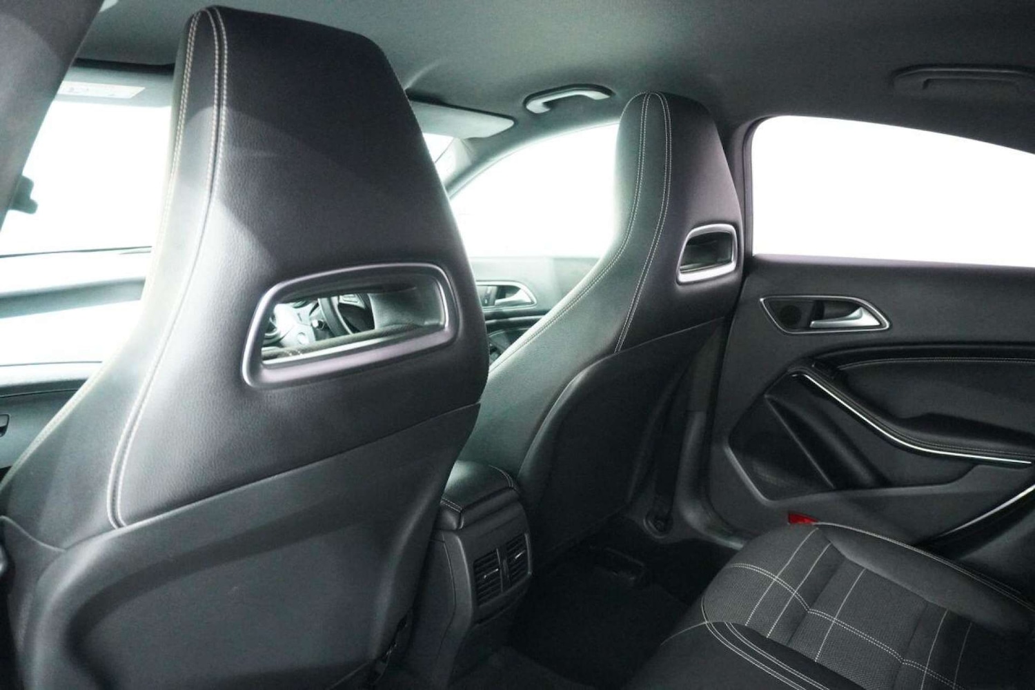 Used Mercedes-Benz CLA 2016 for sale - 77061631: Photo 48