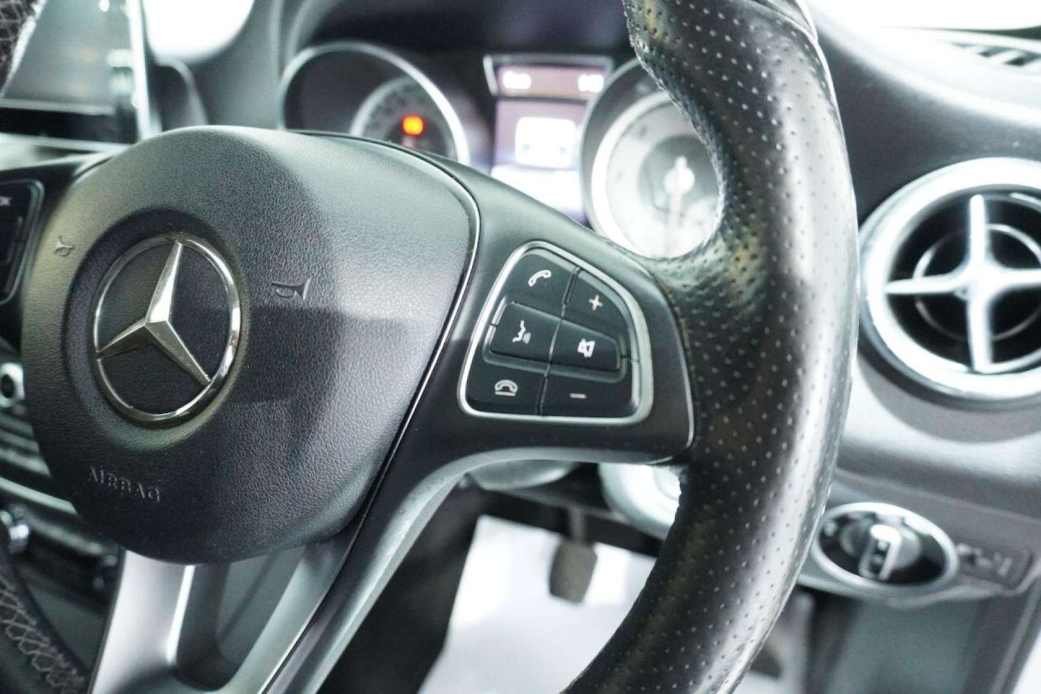 Used Mercedes-Benz CLA 2016 for sale - 77061631: Photo 66