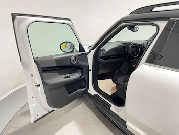 Used MINI Countryman 2017 for sale - 77704375: Photo