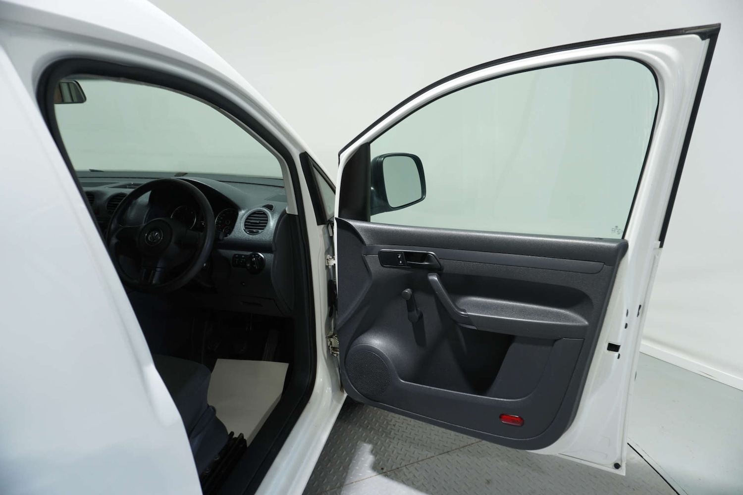 Used Volkswagen Caddy 2015 for sale - 77061767: Photo 25