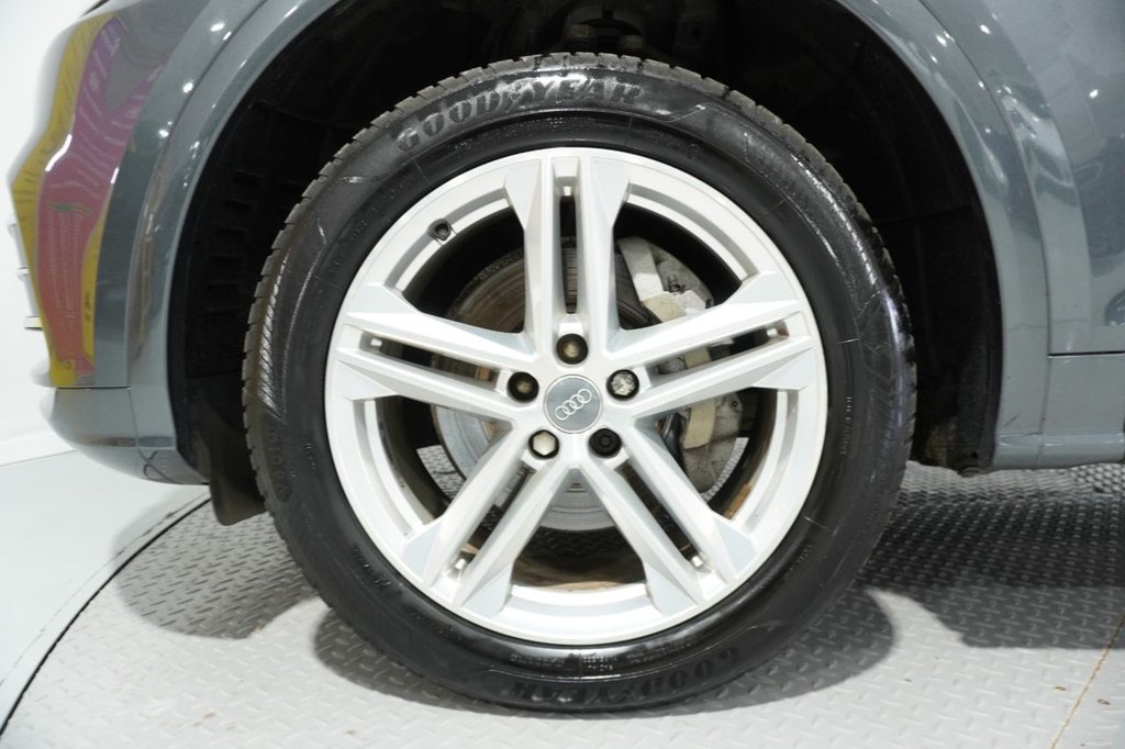 Used Audi Q5 2019 for sale - 76820195: Photo 43