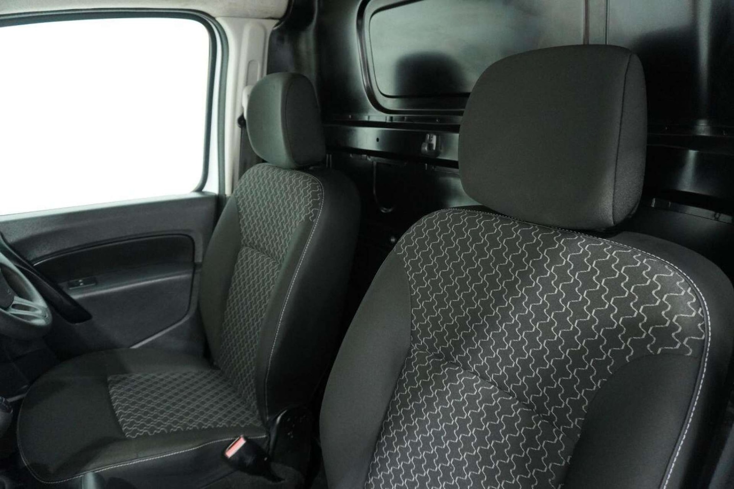 Used Renault Kangoo 2015 for sale - 77061635: Photo 25