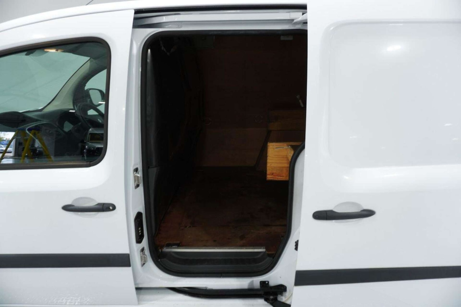 Used Renault Kangoo 2015 for sale - 77061635: Photo 26