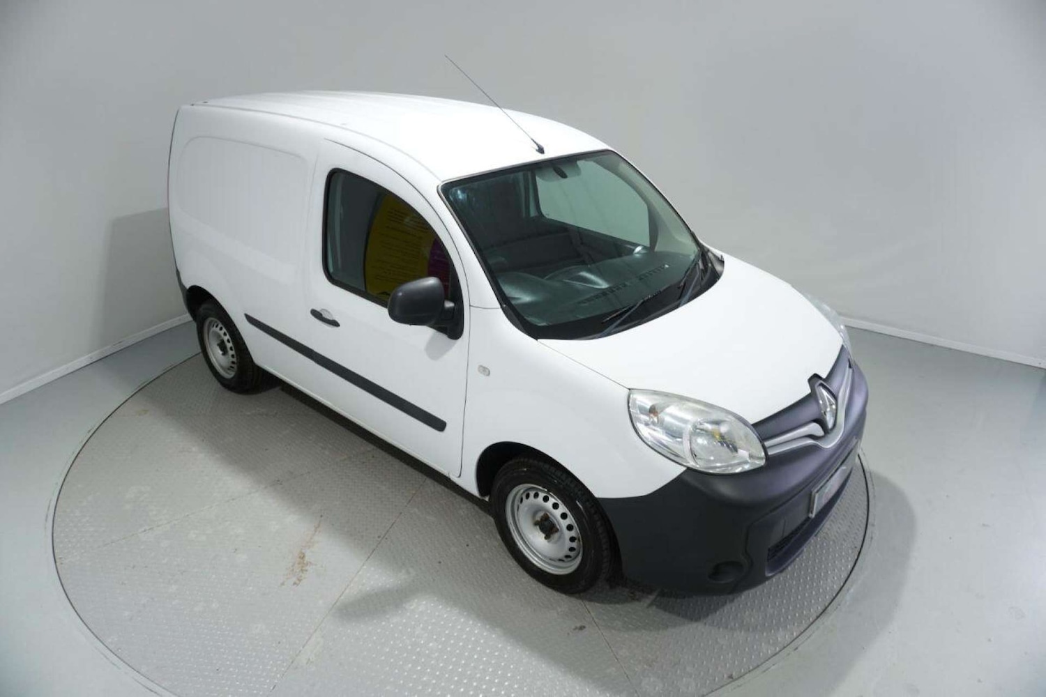 Used Renault Kangoo 2015 for sale - 77061635: Photo 4