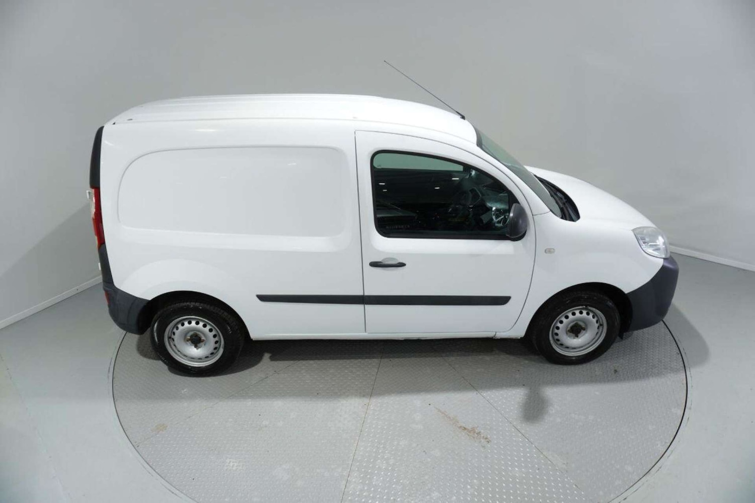 Used Renault Kangoo 2015 for sale - 77061635: Photo 5