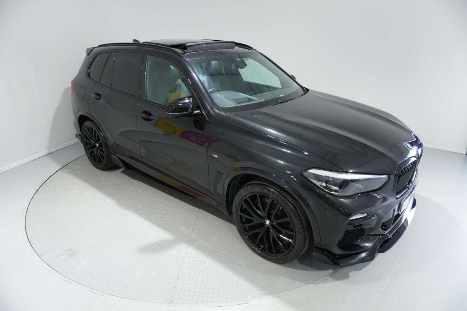 Used BMW X5 2019 for sale - 77113515: Photo 2