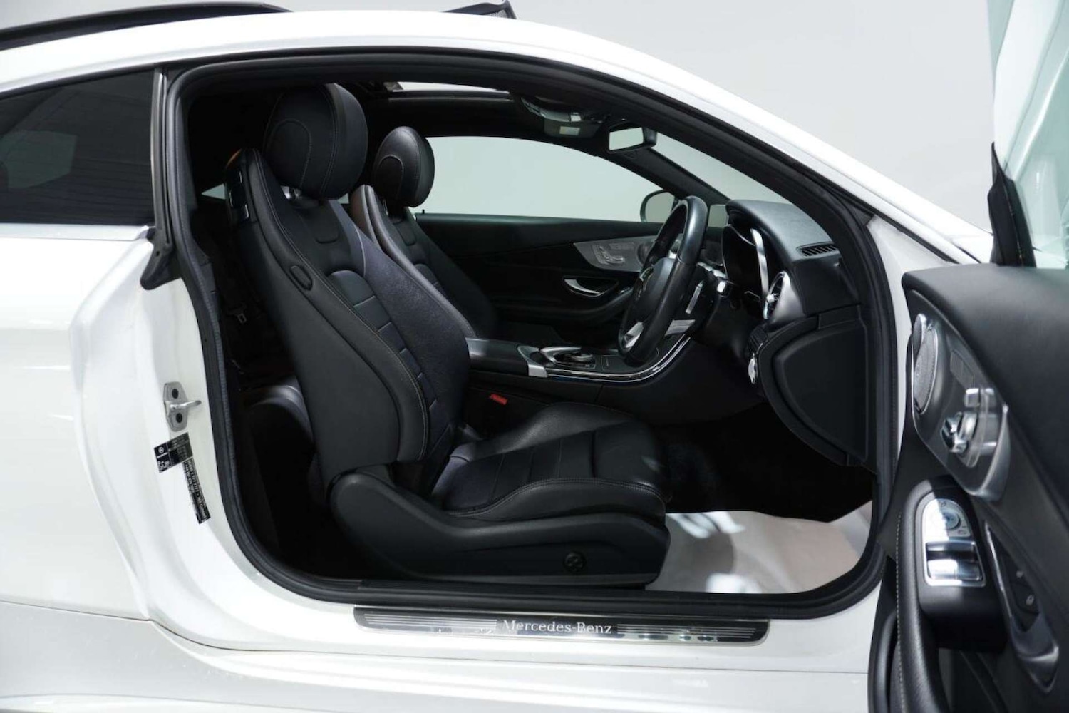 Used Mercedes-Benz C Class 2016 for sale - 77061645: Photo 13