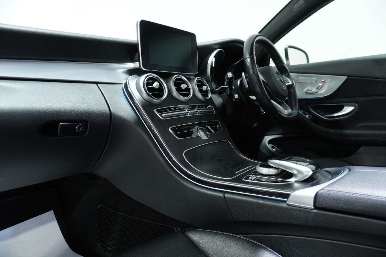 Used Mercedes-Benz C Class 2016 for sale - 77061645: Photo 43