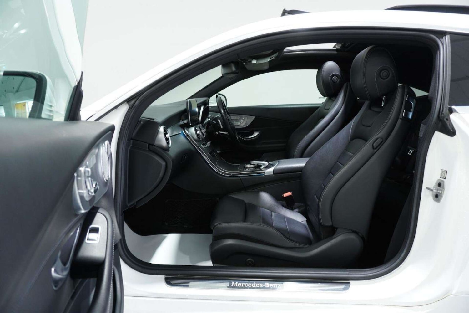 Used Mercedes-Benz C Class 2016 for sale - 77061645: Photo 44