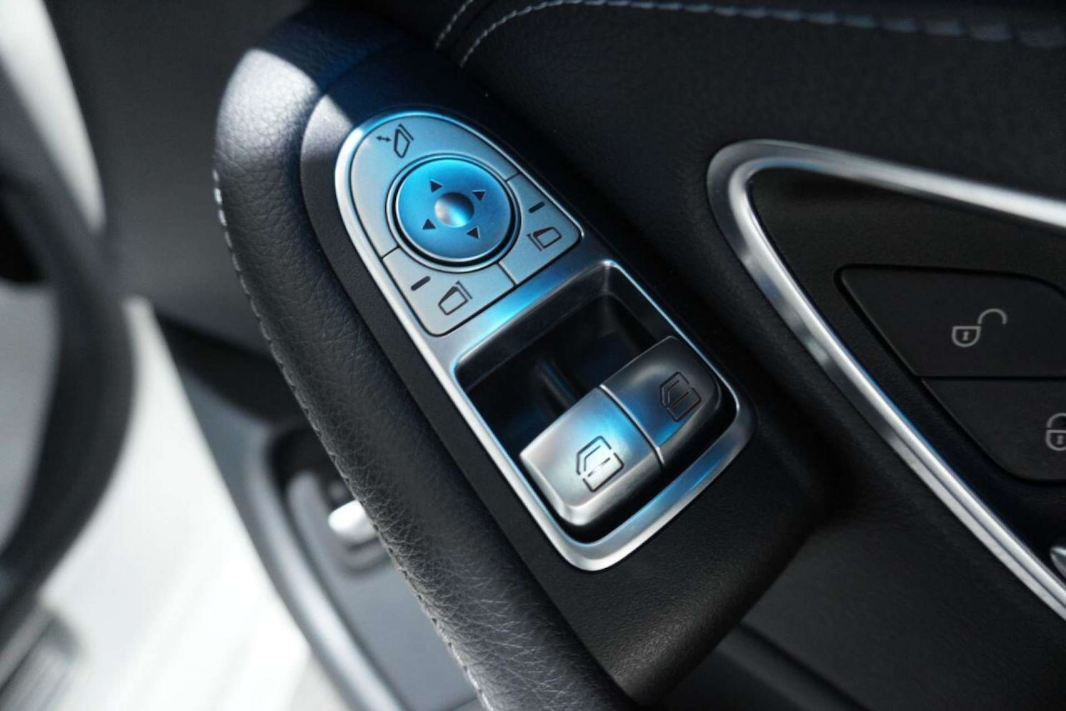 Used Mercedes-Benz C Class 2016 for sale - 77061645: Photo 58