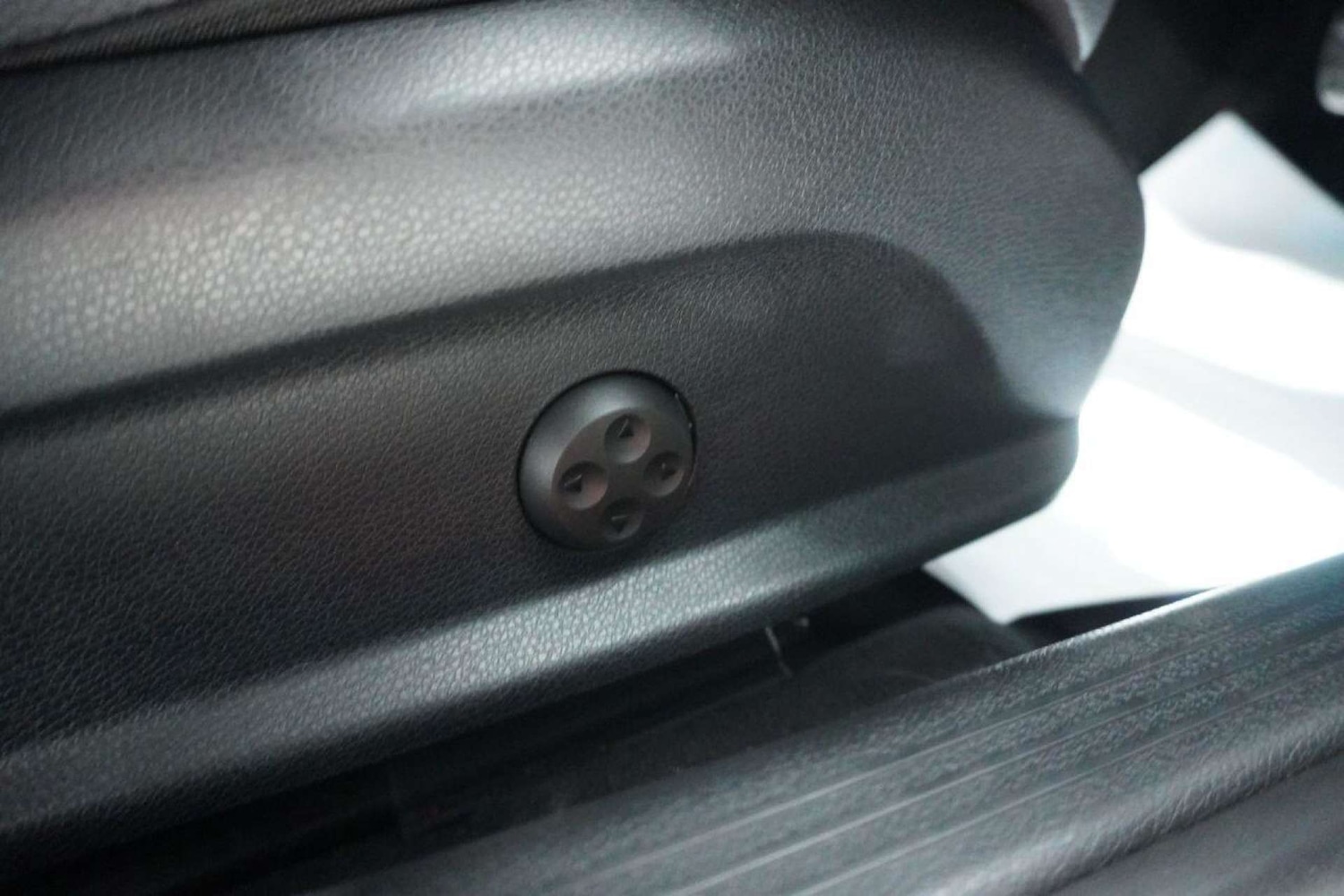 Used Mercedes-Benz C Class 2016 for sale - 77061645: Photo 63