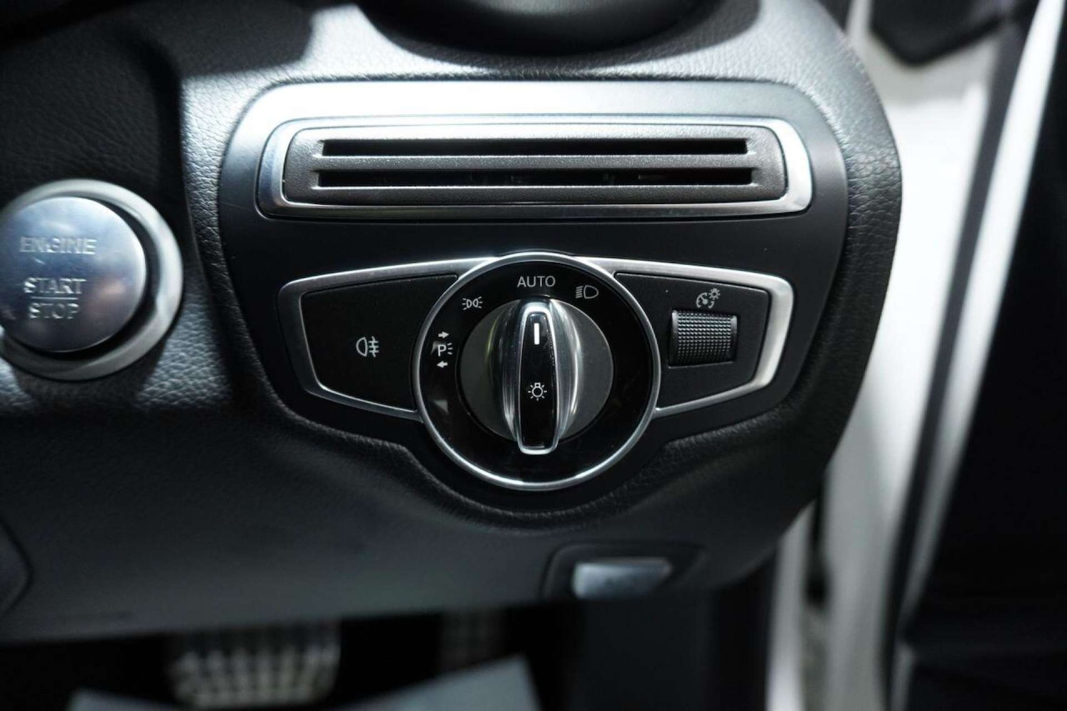 Used Mercedes-Benz C Class 2016 for sale - 77061645: Photo 65