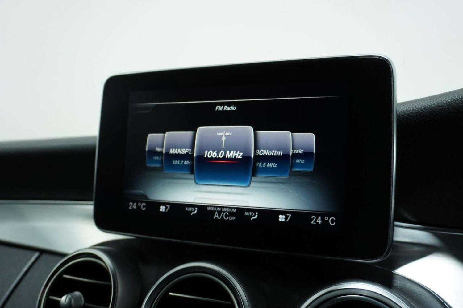 Used Mercedes-Benz C Class 2016 for sale - 77061645: Photo 81