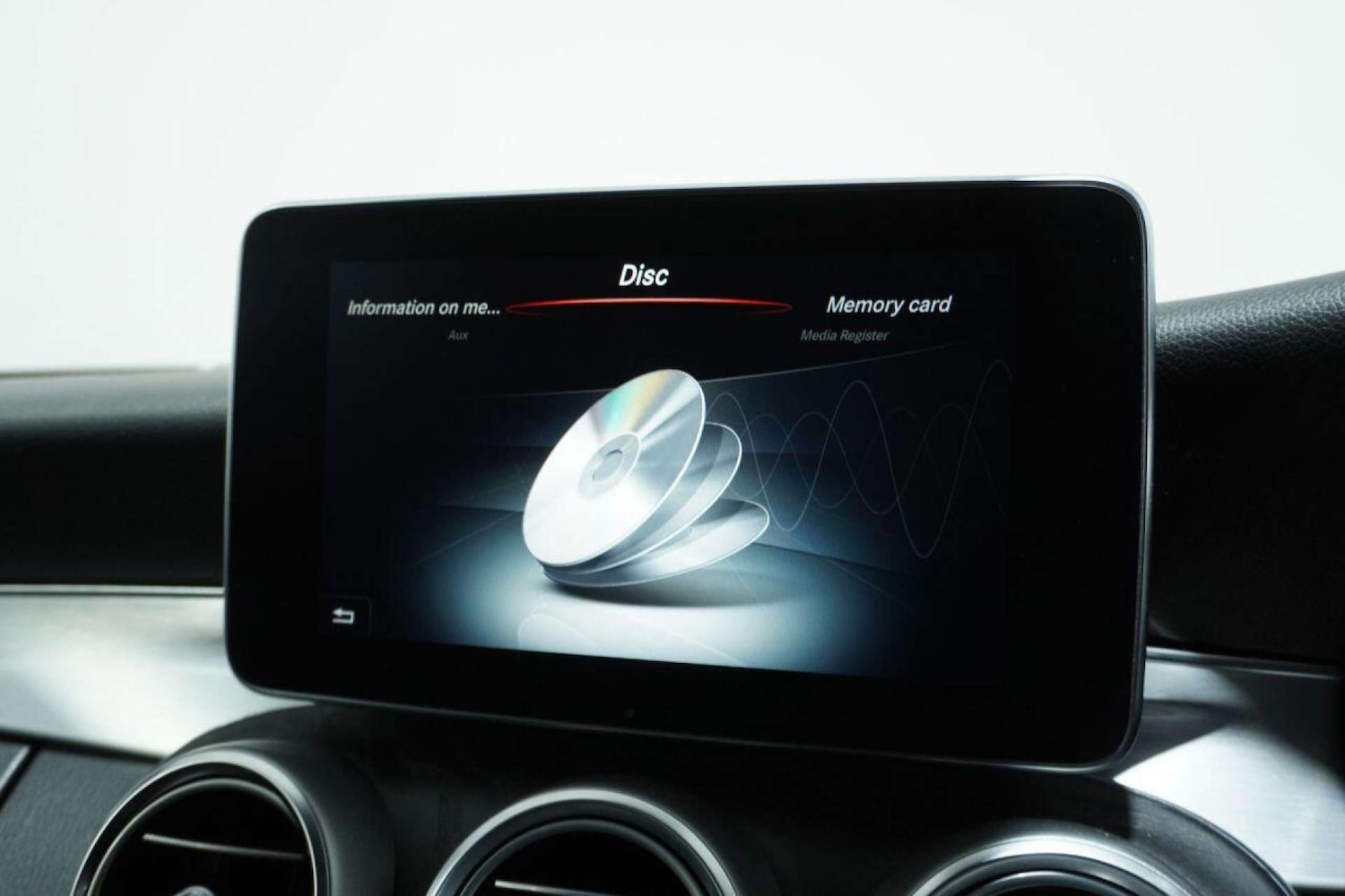 Used Mercedes-Benz C Class 2016 for sale - 77061645: Photo 85