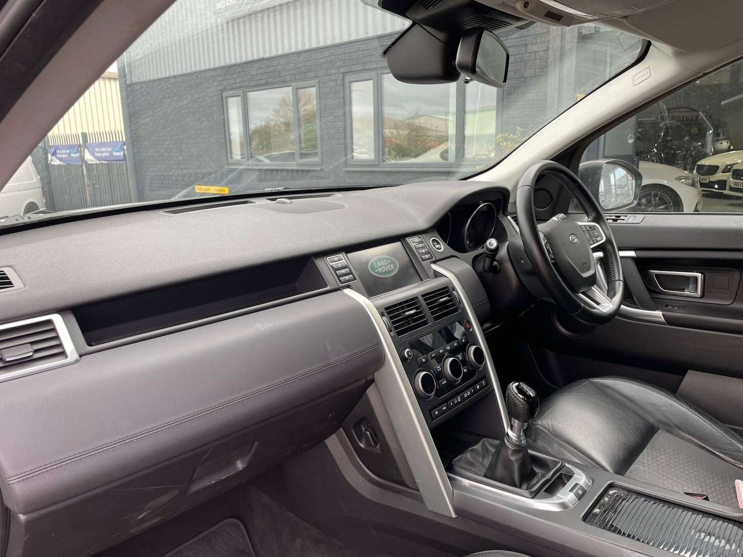 Used Land Rover Discovery Sport 2015 for sale - 77630707: Photo 11