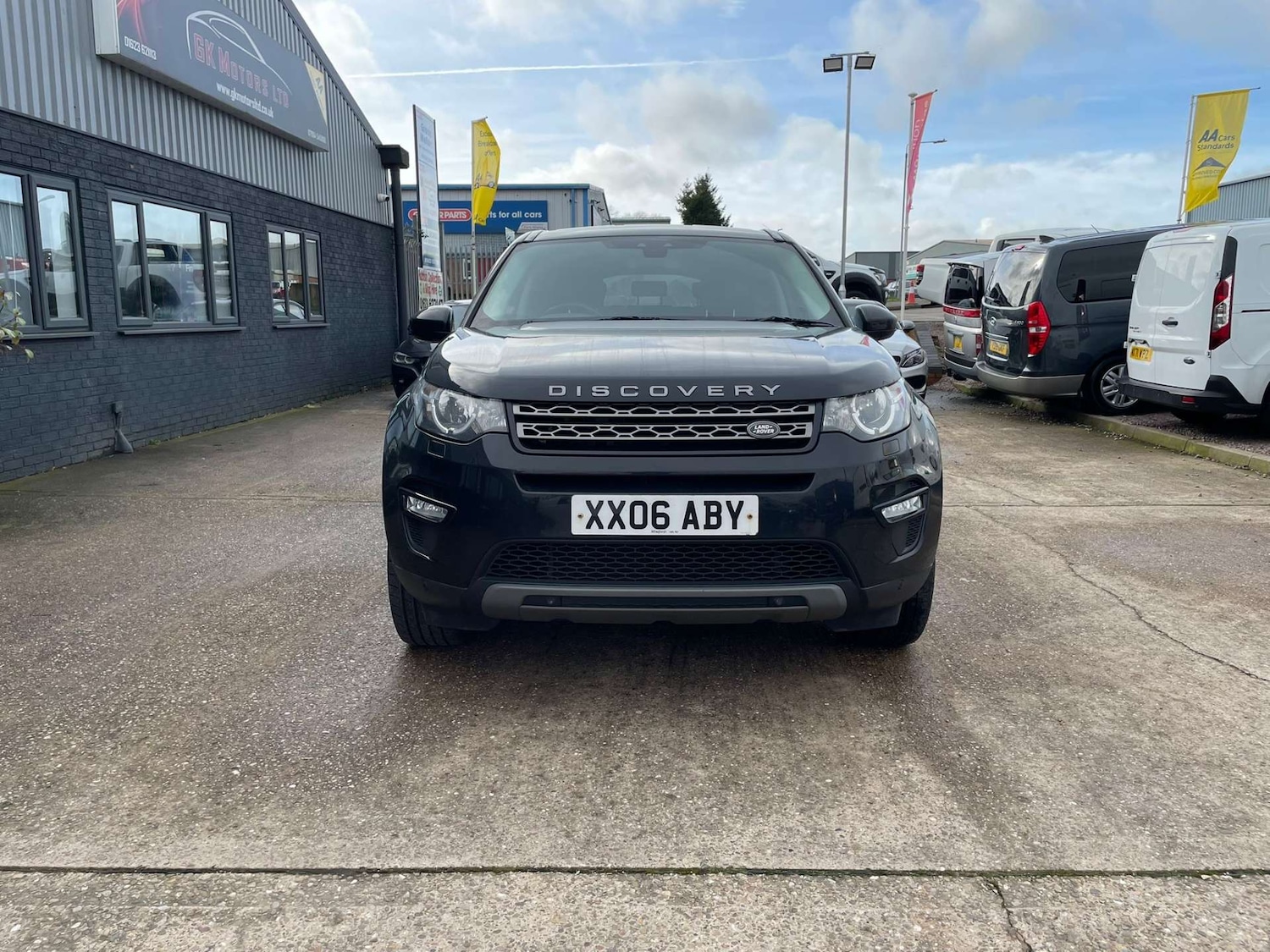 Used Land Rover Discovery Sport 2015 for sale - 77630707: Photo 2