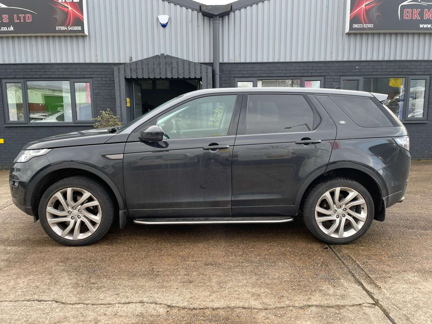 Used Land Rover Discovery Sport 2015 for sale - 77630707: Photo 8