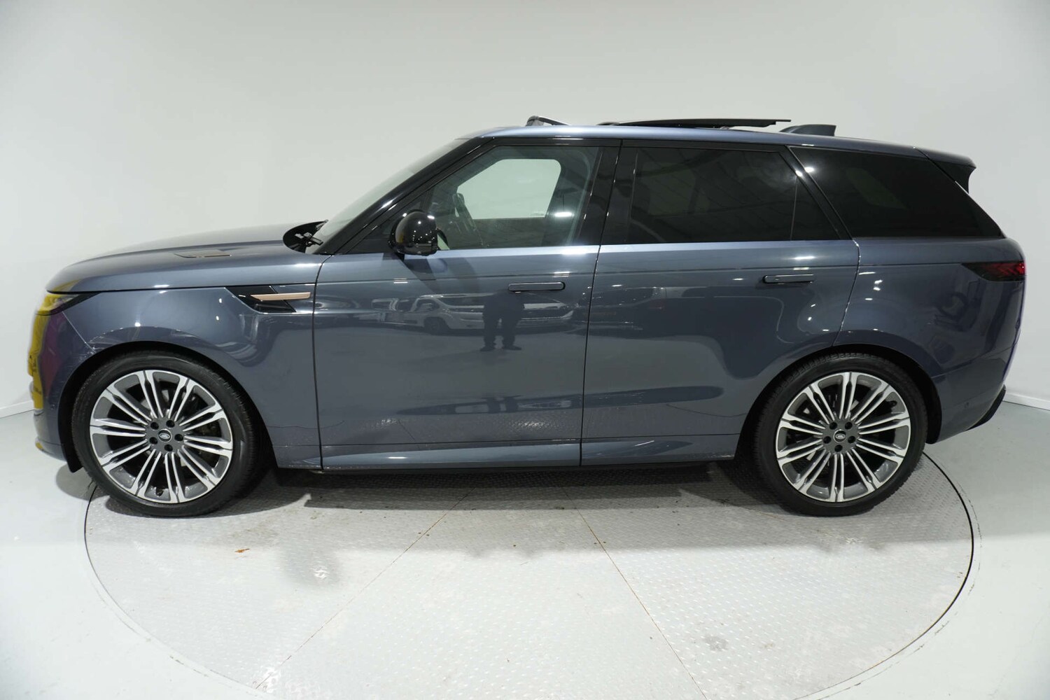 Used Land Rover Range Rover Sport 2023 for sale - 77105784: Photo 44